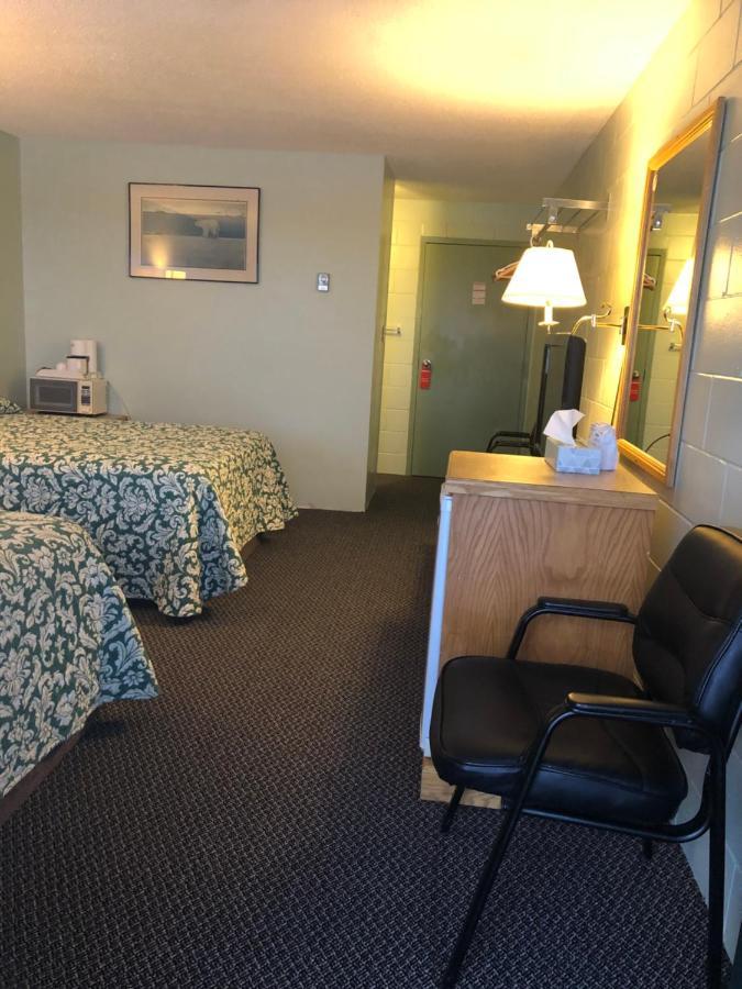 Chimo Motel Cochrane Dış mekan fotoğraf