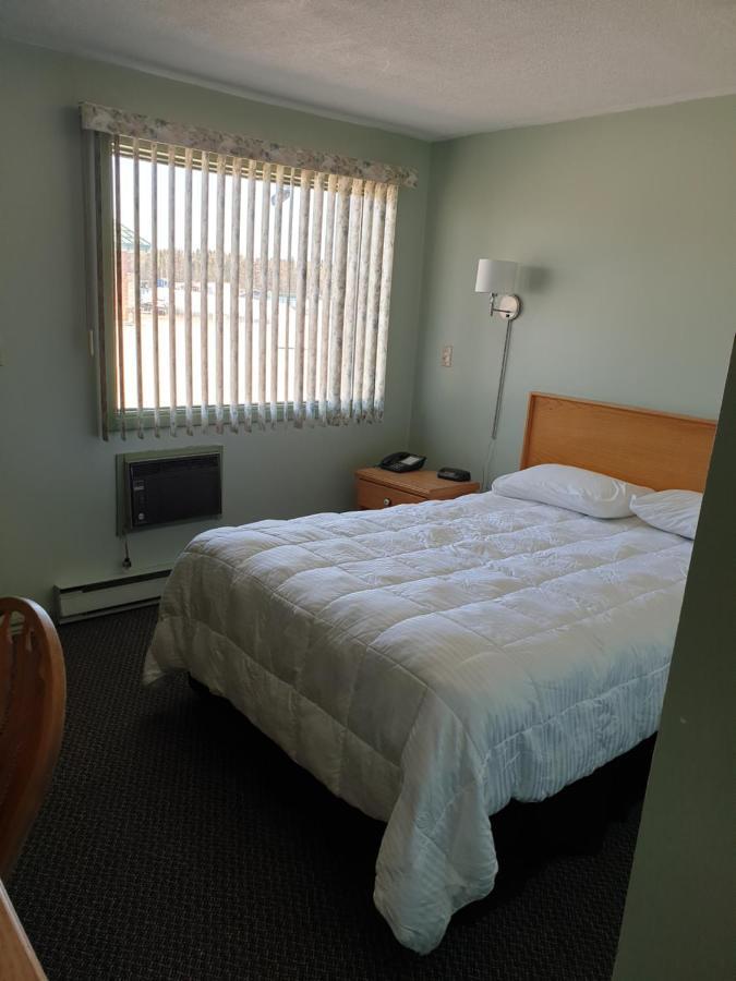 Chimo Motel Cochrane Dış mekan fotoğraf